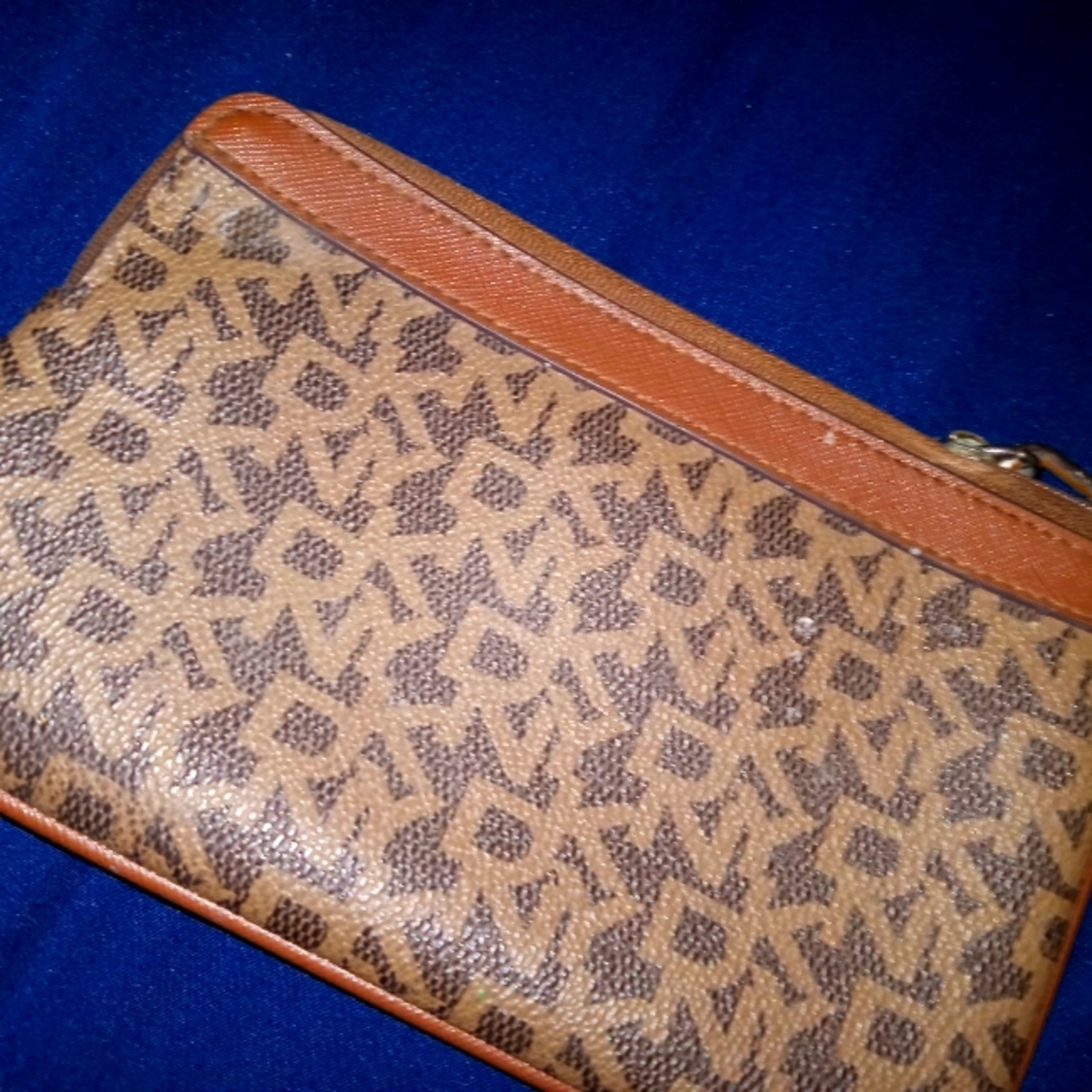 Dnky wallet